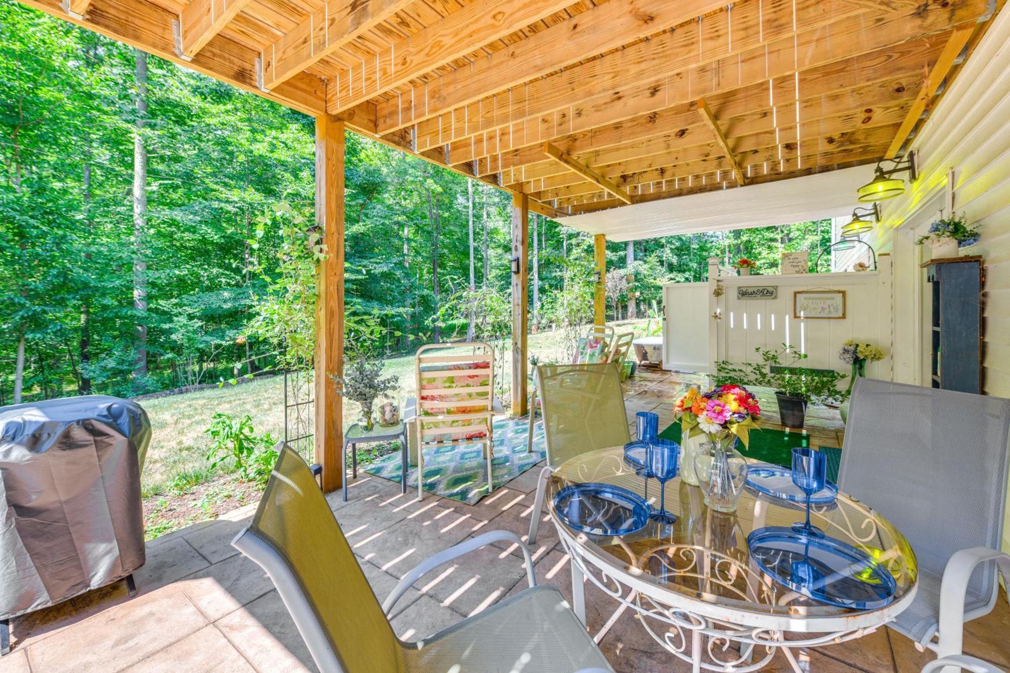 Charming Charlottesville Apt With Outdoor Space! Εξωτερικό φωτογραφία